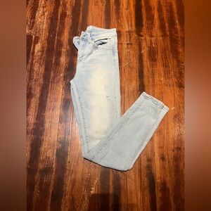 YMI WBB DISTRESSED HIGH WAISTED JEANS